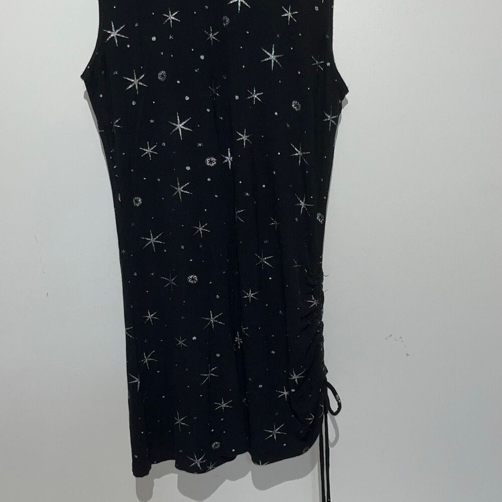 Star Wars Women's Black White Star Cinched Crew Neck Sleeveless Tunic Top Small - Picture 2 of 9